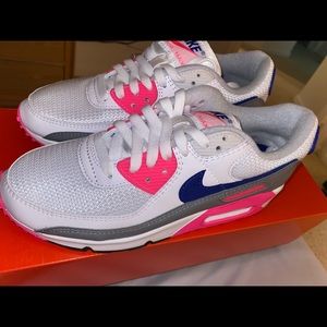 Nike Air Max 90 Women’s size 8 NWT
